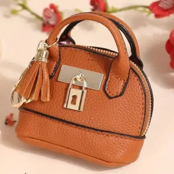 Cute Mini Faux Leather Coin Purse Keychain w/ Zipper for money.lipstick,earpods - Picture 3 of 8